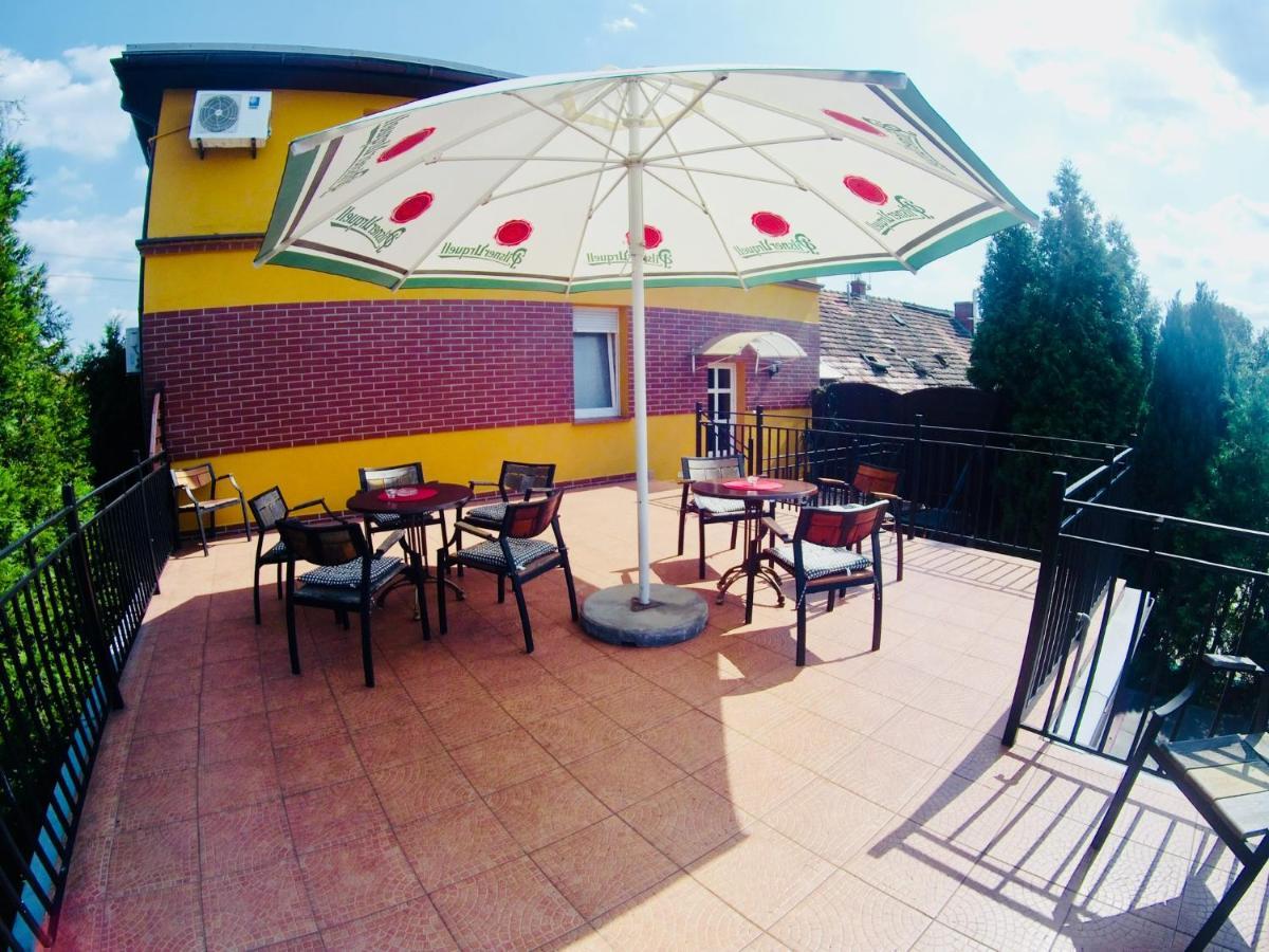 Pasja Noclegi B&B Wolow  Экстерьер фото