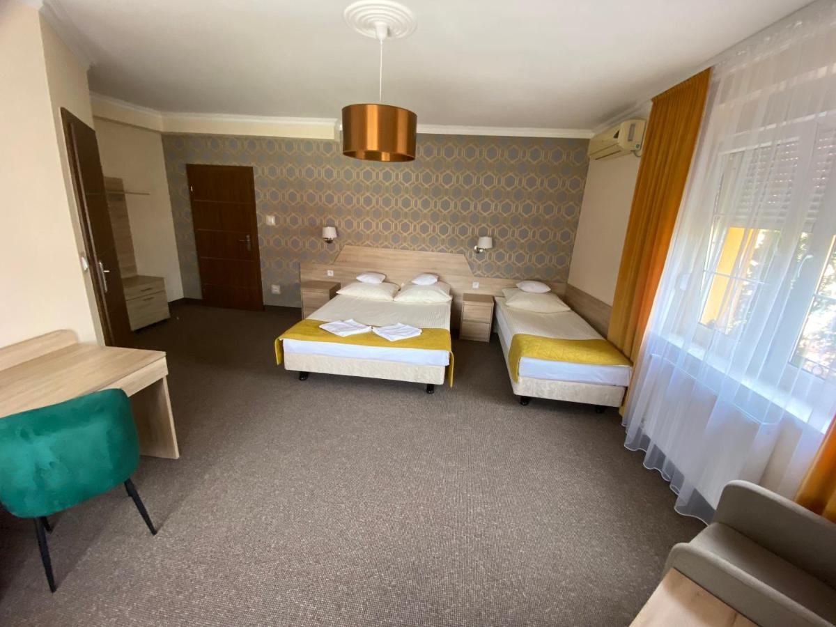 Pasja Noclegi B&B Wolow  Экстерьер фото