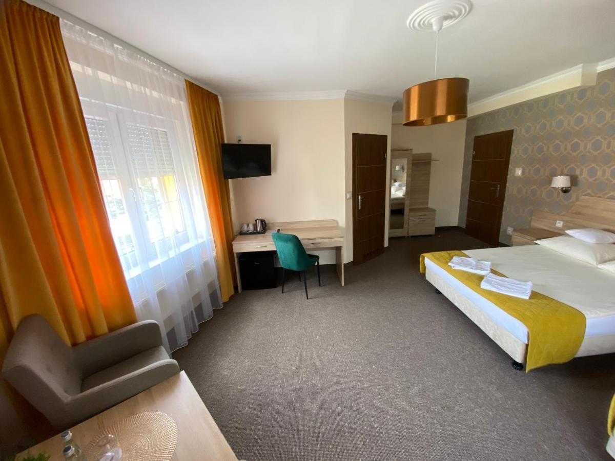 Pasja Noclegi B&B Wolow  Экстерьер фото